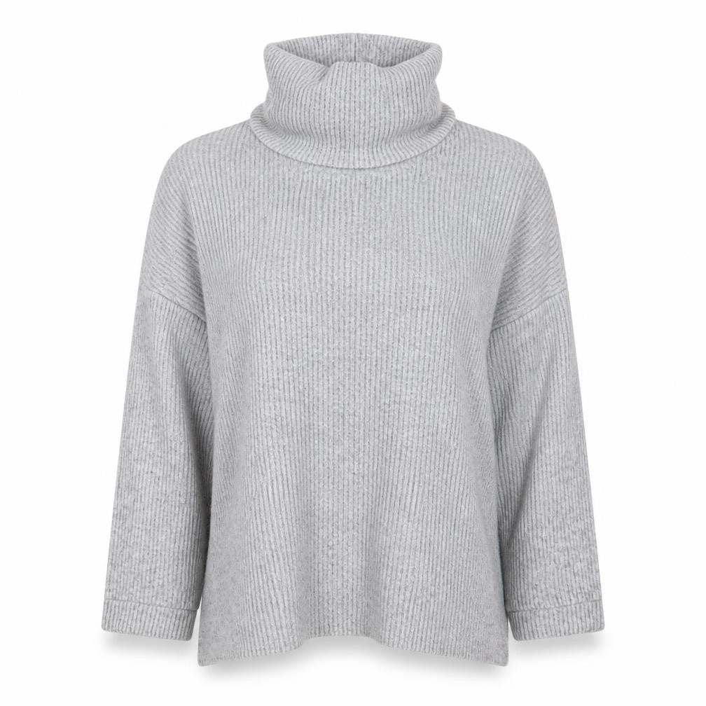 Front view of New Look women’s grey jumper, size L