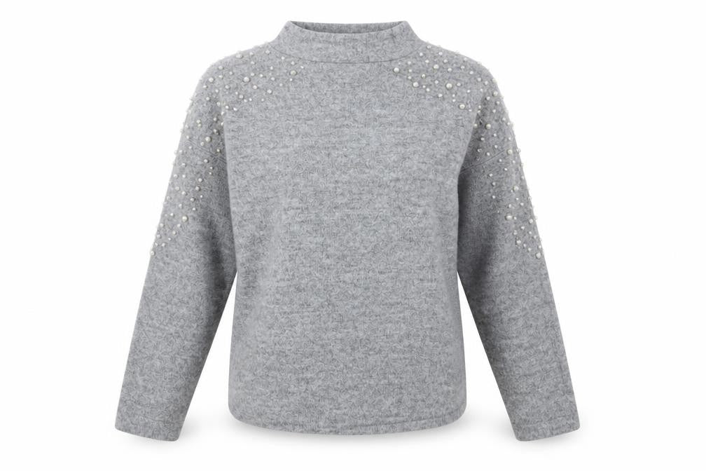 Front view of New Look women’s grey jumper, size M