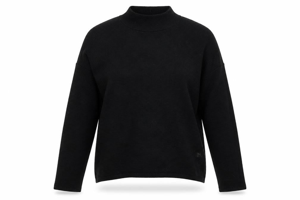 Front view of New Look women’s black knit jumper, size UK 12