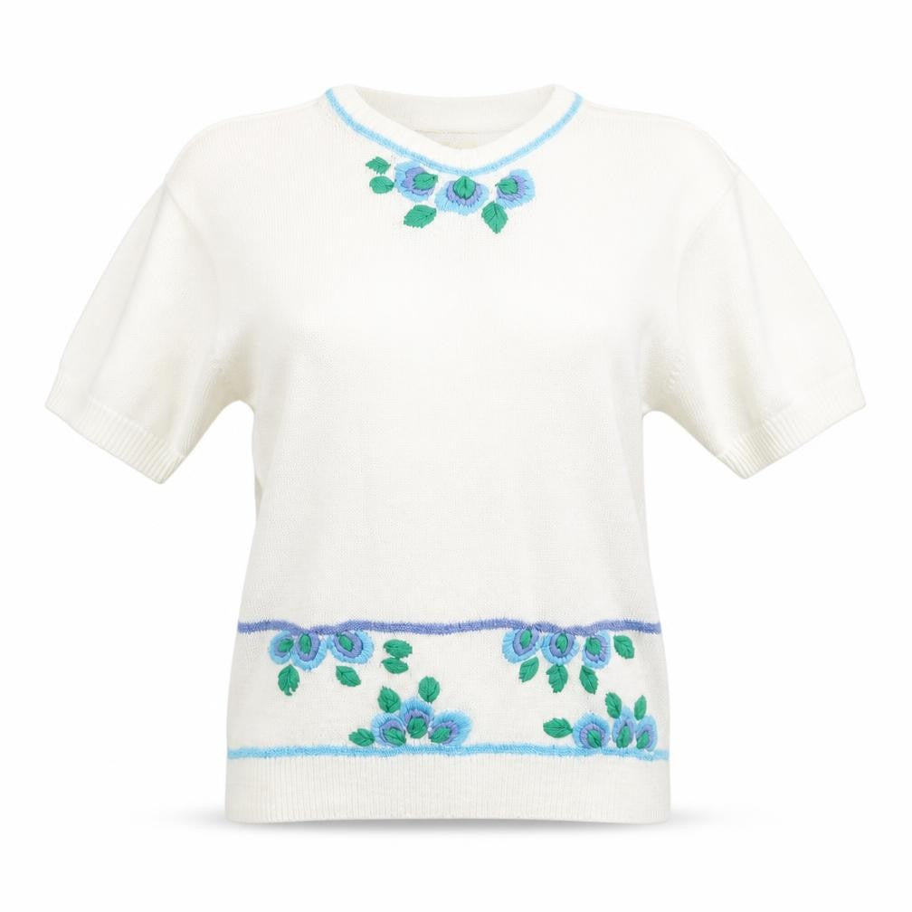 Front view of Rival women’s white floral basic t-shirt, size M