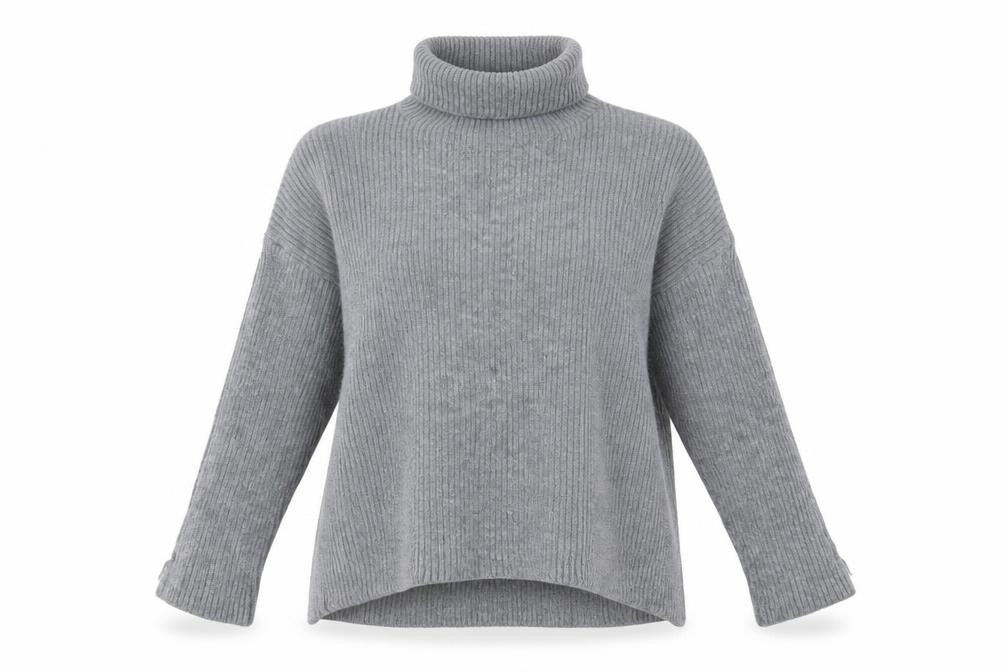 Front view of Preworn women’s grey jumper one size