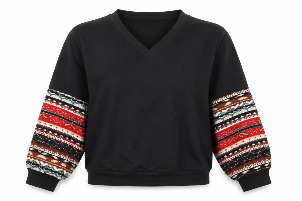 Front view of SHEIN women’s black geometric pullover sweatshirt, size M