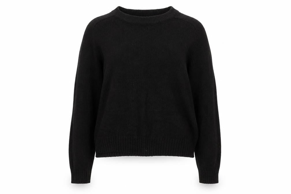 Front view of H&M women’s black jumper, size L