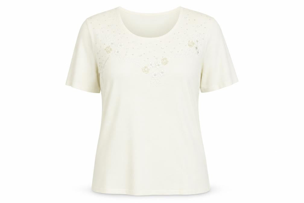 Front view of TASH women’s white basic t-shirt, size XL