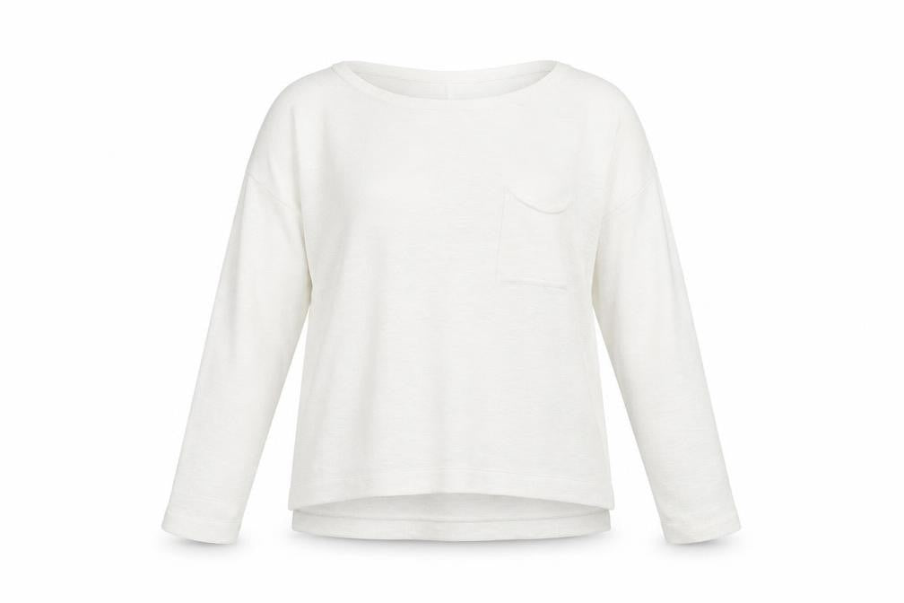Front view of H&M women’s white jumper, size M