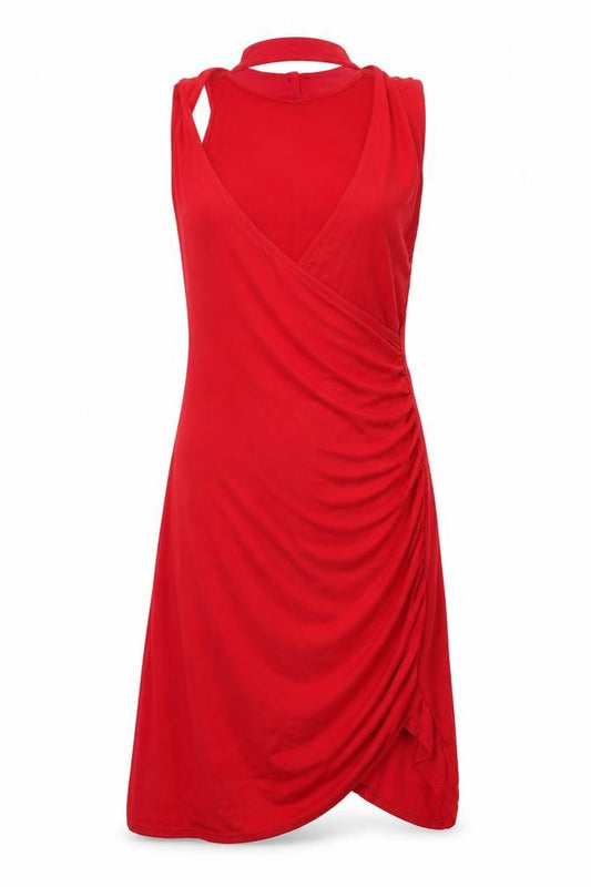 Front view of PRETTYLITTLETHING women’s red a-line, size UK 10