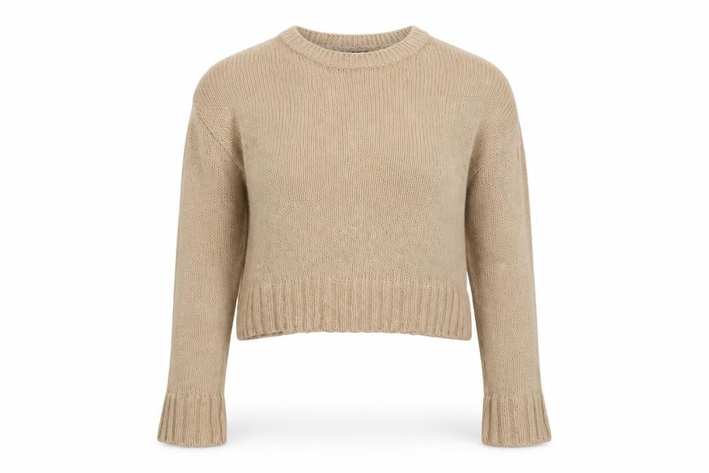 Front view of New Look women’s beige cropped blouse, size L