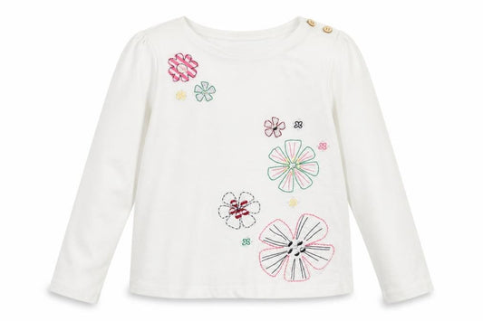 Front view of Gap Kids girls’ white basic t-shirt, size 10, years