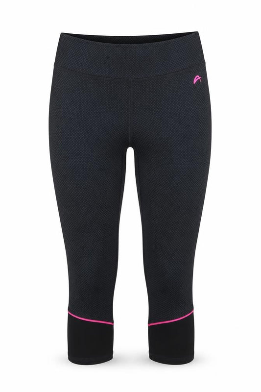 Front view of F&F women’s black cropped leggings, size S, 21.5-inch leg