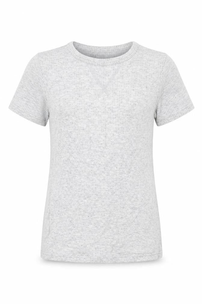 Front view of F&F girls’ grey basic t-shirt, size 9-10, years