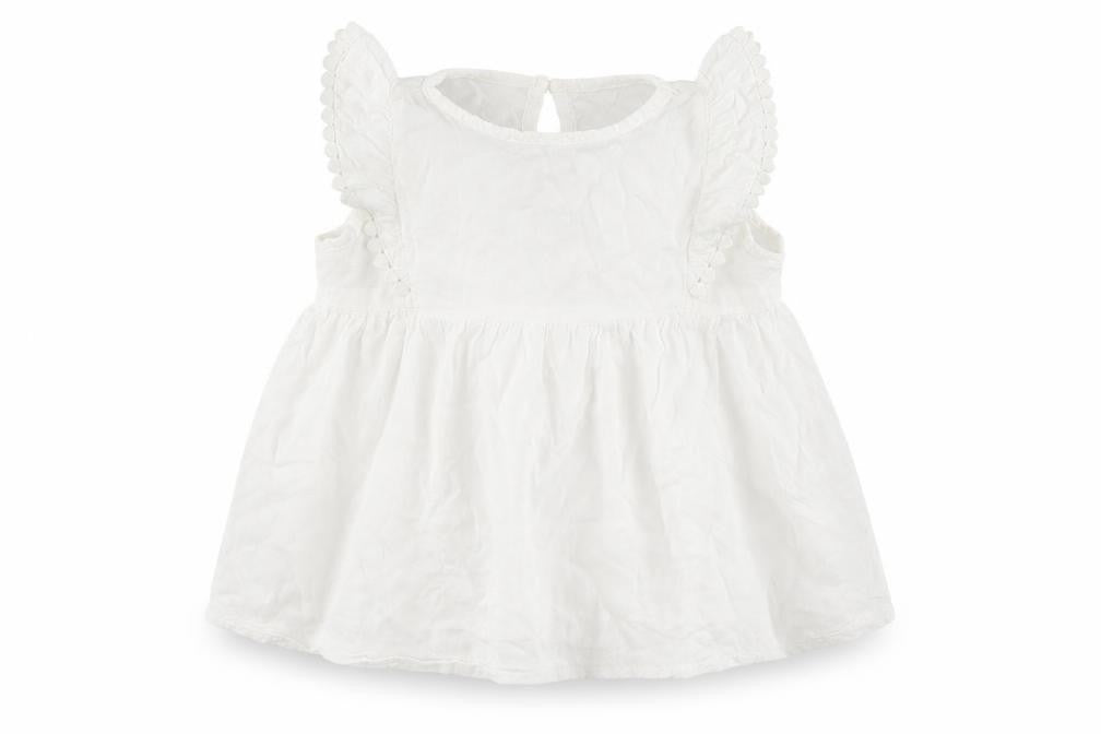 Front view of Primark girls’ white basic blouse, size 4-5, years
