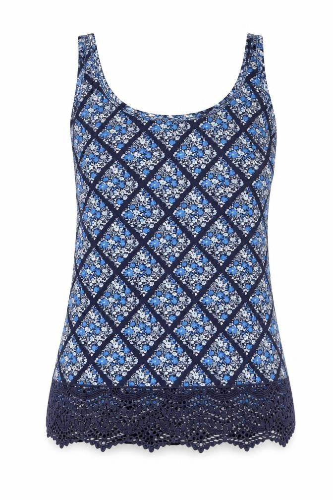 Front view of Dorothy Perkins women’s blue geometric basic blouse, size UK 8