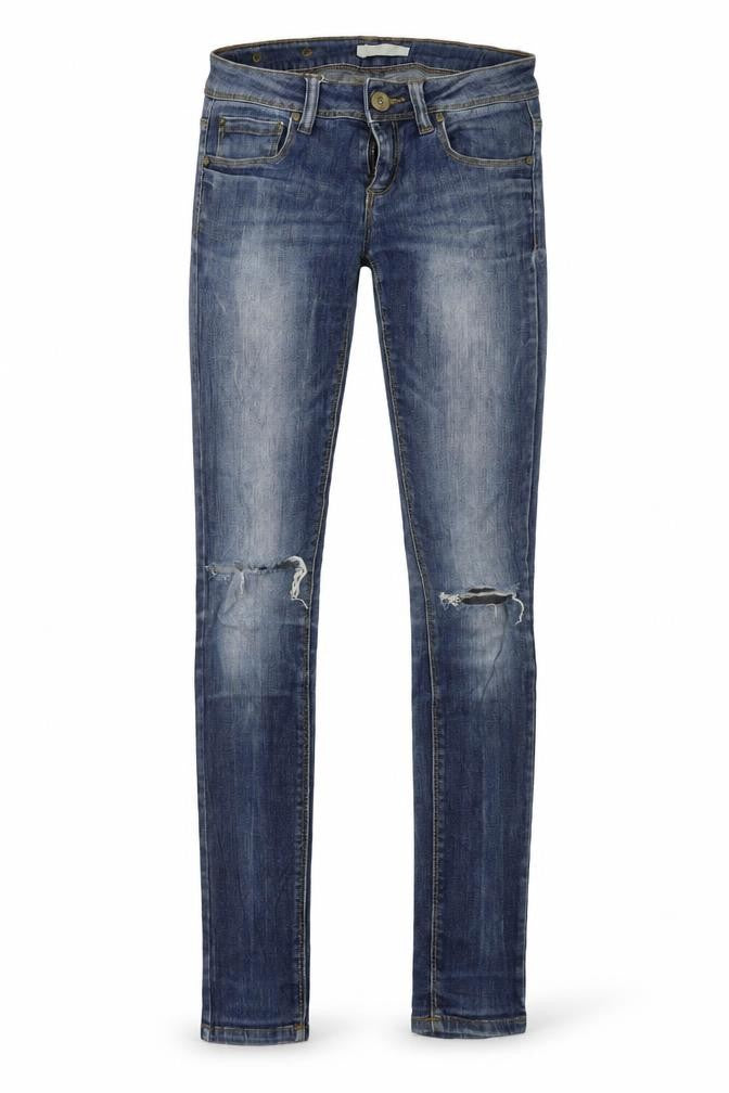 Front view of Terranova women’s blue straight jeans, size UK 28, 28-inch leg