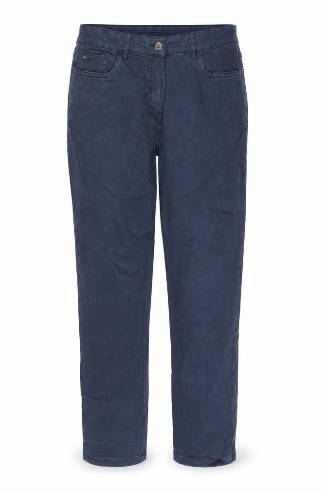 Front view of Quiosque women’s blue denim straight jeans, size UK 10, 20-inch leg
