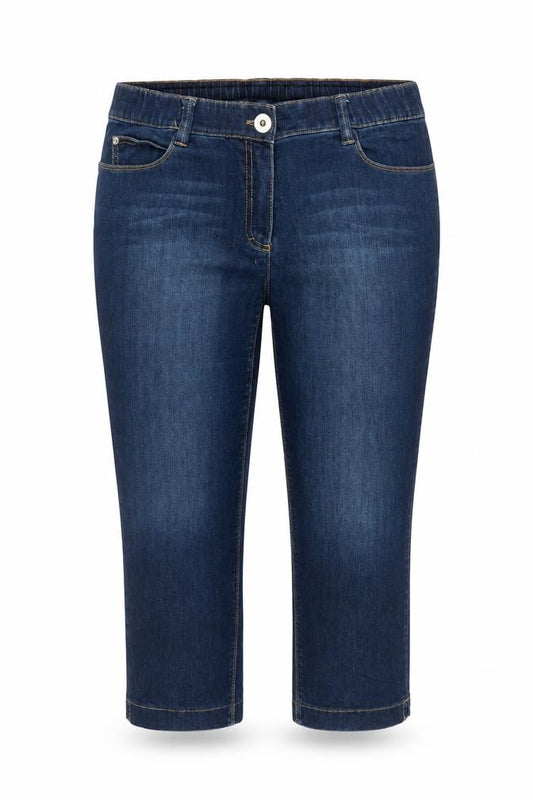 Front view of Samoon women’s blue denim capri jeans, size UK 32, in, 25-inch leg