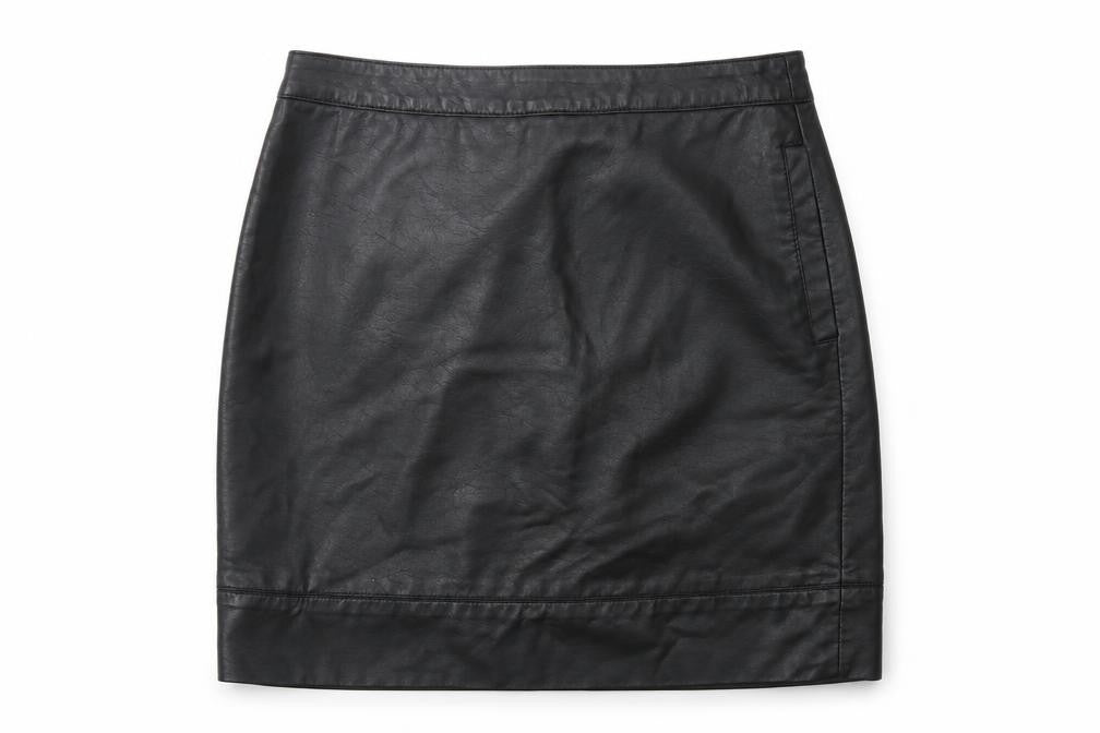 Front view of Dorothy Perkins women’s black mini skirt, size UK 8