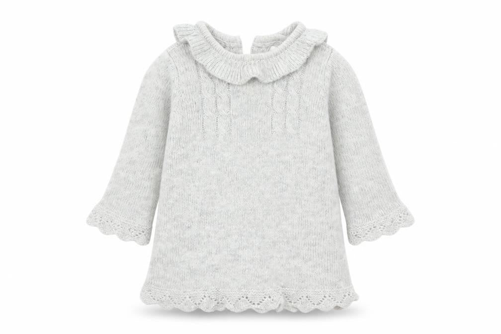 Front view of F&F girls’ grey basic t-shirt, size 3-6, months