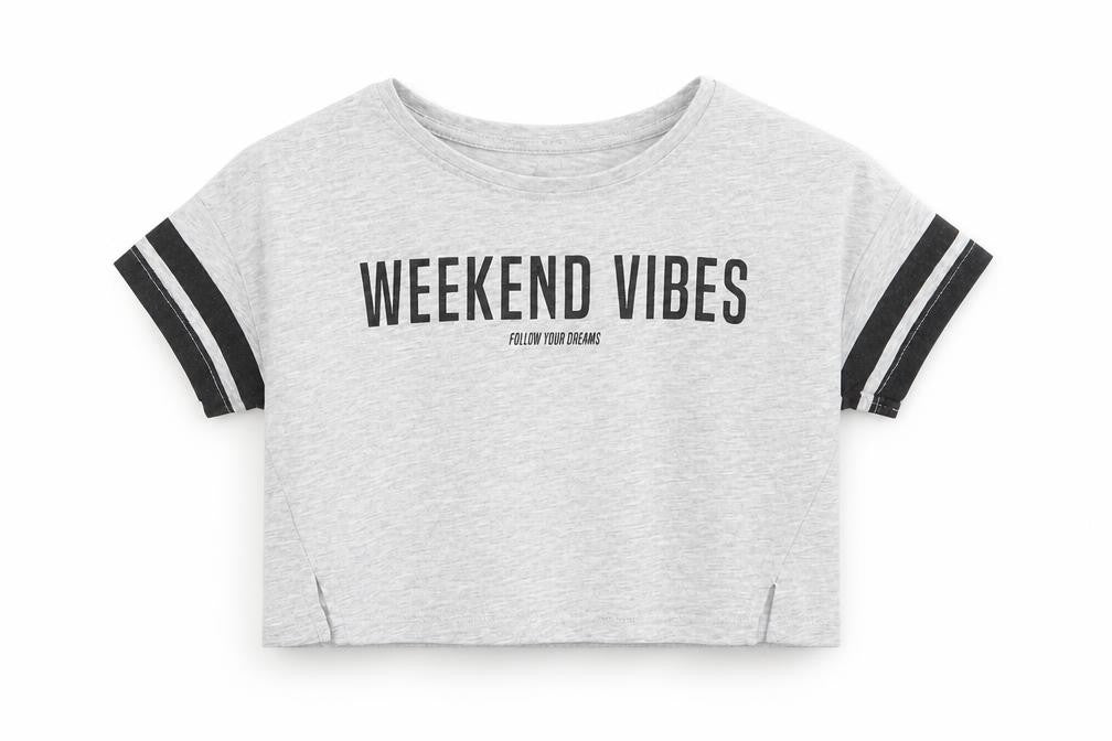 Front view of Matalan girls’ grey basic t-shirt, size 6, years