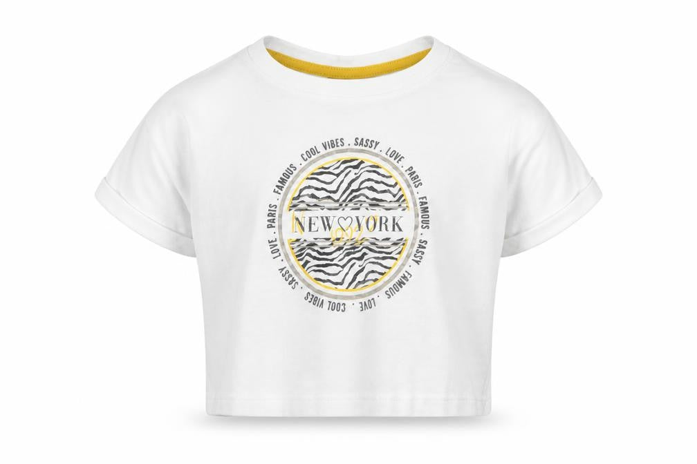 Front view of Matalan girls’ white basic t-shirt, size 6, years