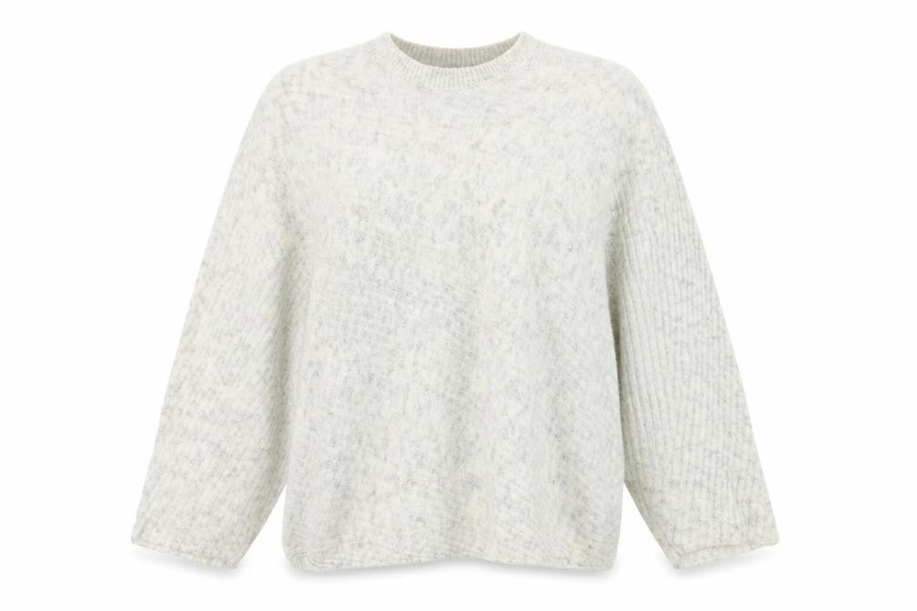 Front view of New Look women’s beige jumper, size M