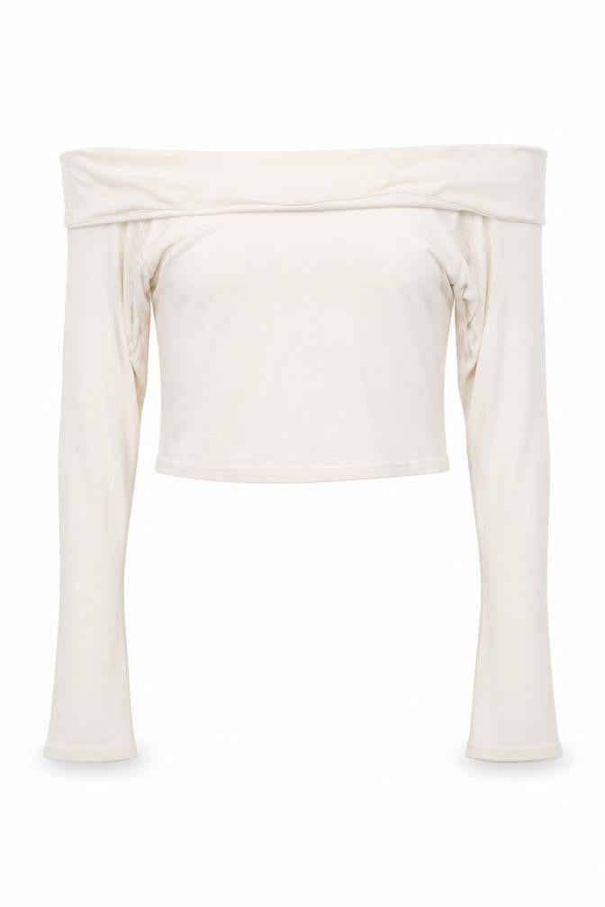 Front view of Boohoo women’s white cropped blouse, size UK 8