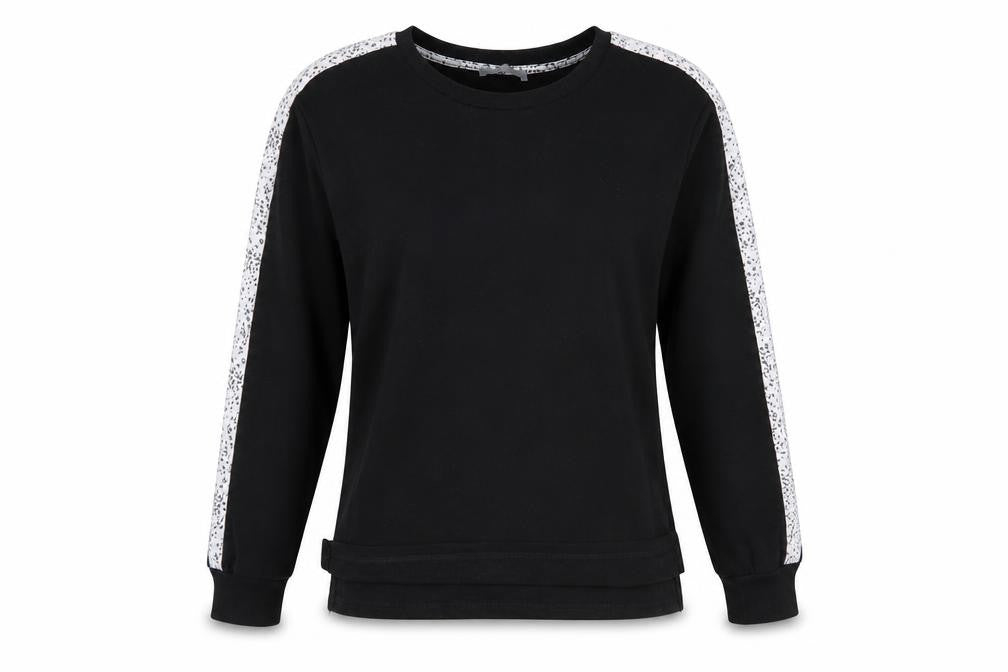 Front view of New Look women’s black jumper, size UK 10