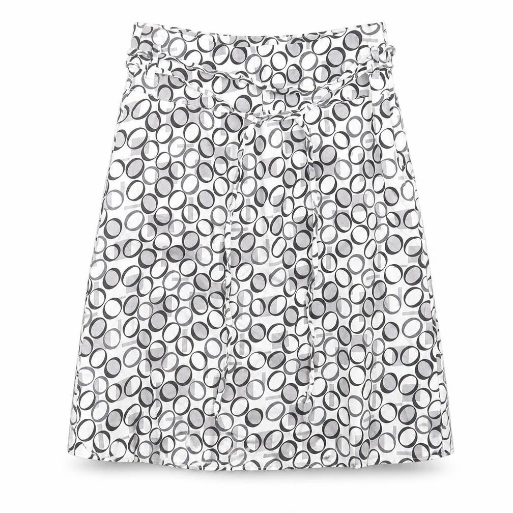 Front view of Vero Moda women’s white geometric a-line skirt, size UK 10