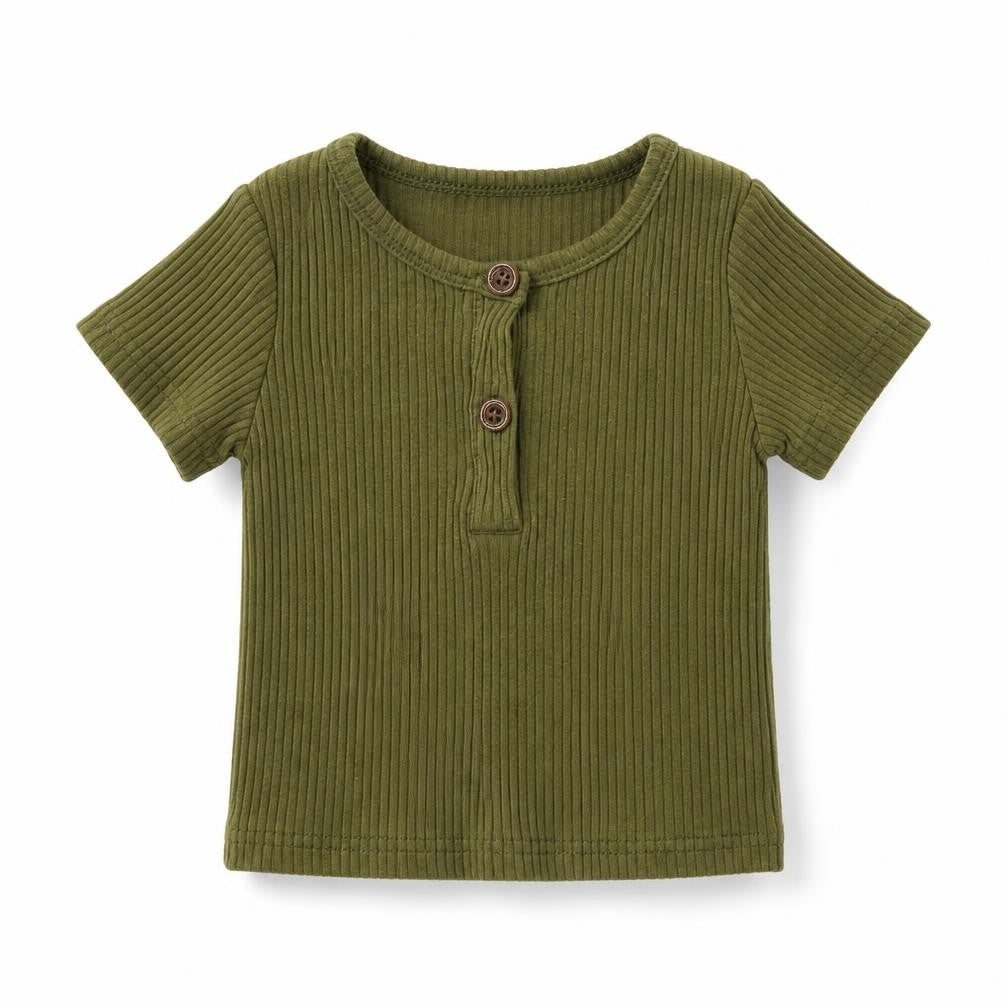 Front view of preworn girls’ green basic t-shirt, size 9-12, months