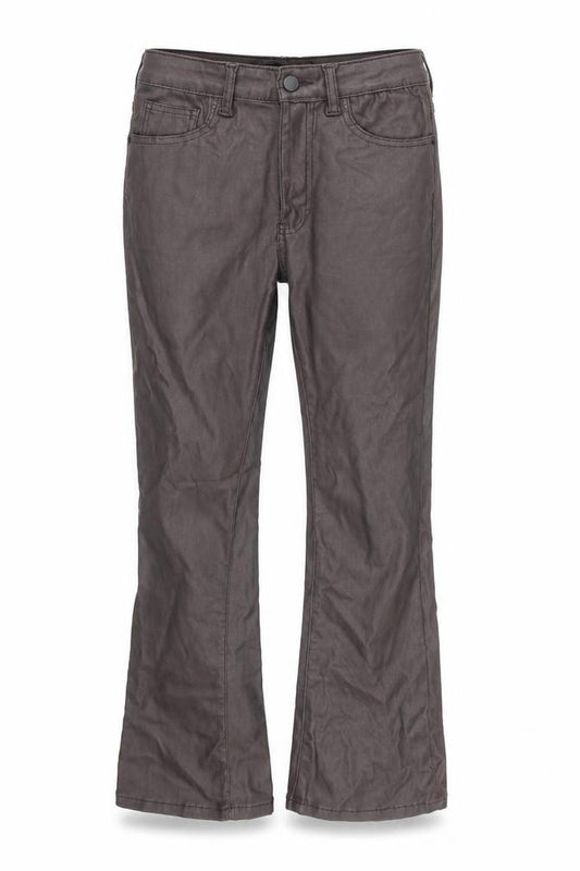 Front view of PRETTYLITTLETHING women’s brown capri jeans, size UK 8, 31-inch leg