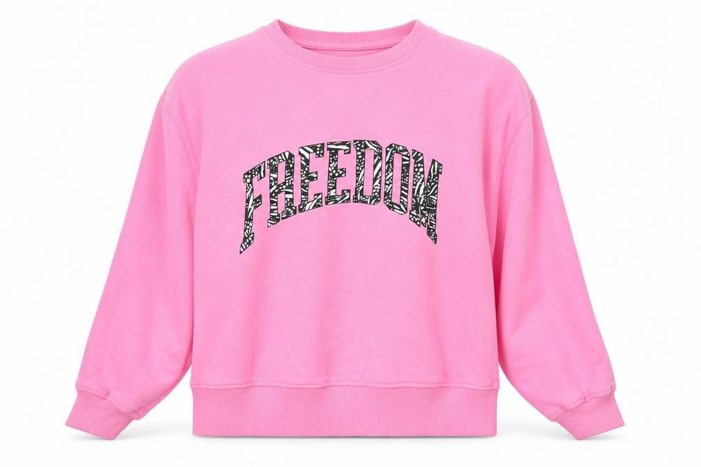 Front view of New Look women’s pink jumper, size S
