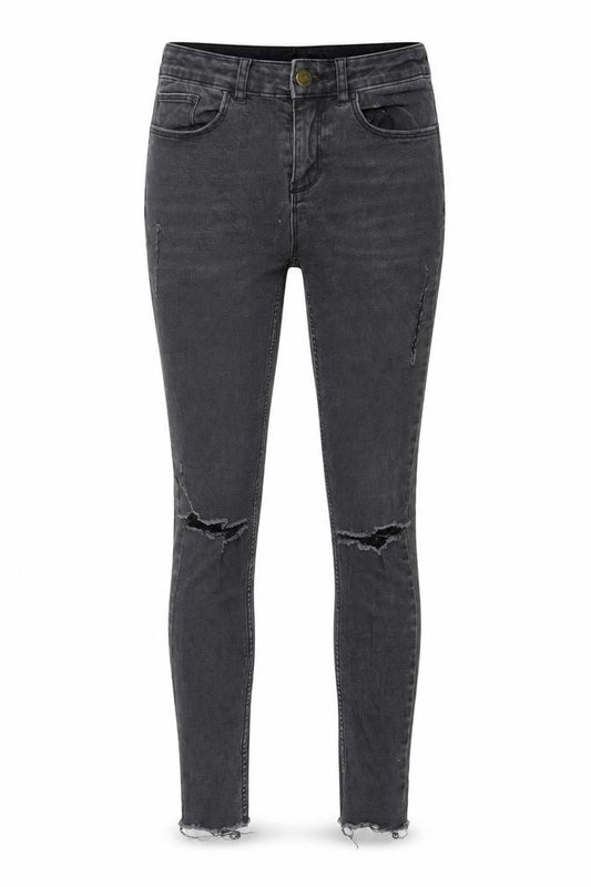 Front view of VILA women’s grey skinny jeans, size UK 26, in, 27-inch leg