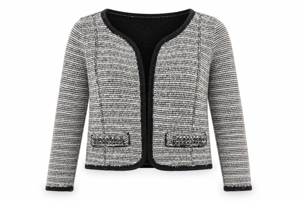 Front view of Pull&Bear women’s white shrug jumper, size M