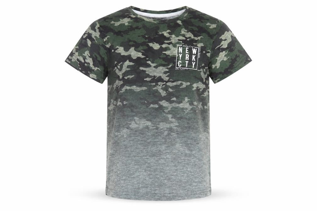 Front view of Primark boys’ green basic t-shirt, size 7-8, years