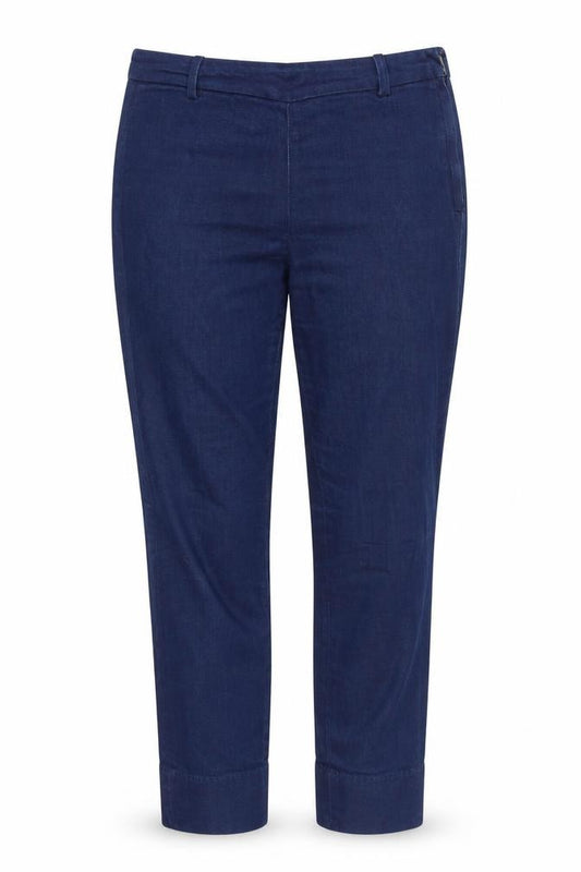 Front view of Leana Woman women’s blue denim capri jeans, size UK 8, 26-inch leg