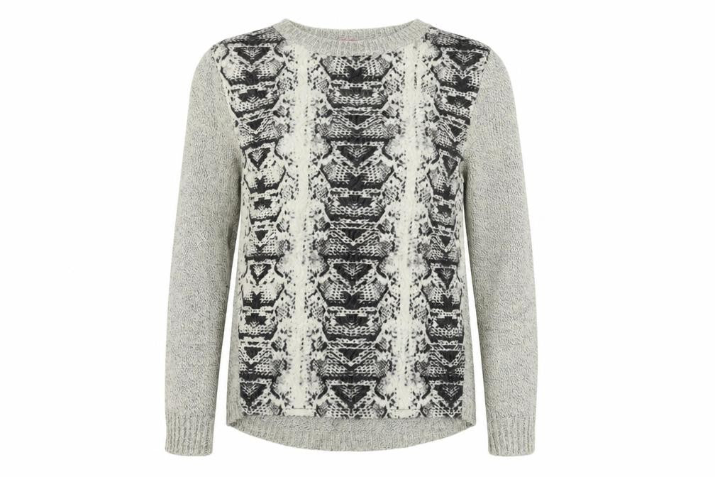 Front view of Boohoo women’s beige jumper, size M