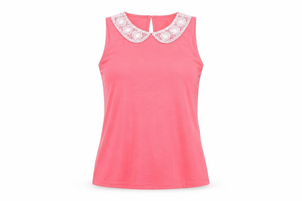 Front view of Dorothy Perkins women’s pink basic t-shirt, size UK 10