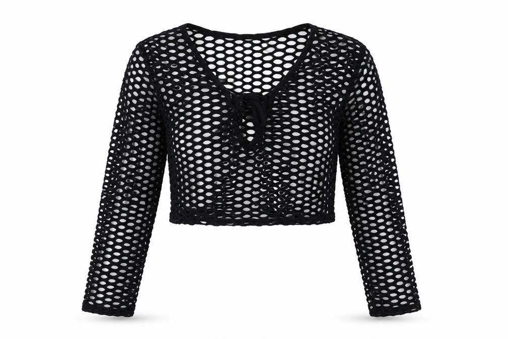 Front view of Boohoo women’s black basic t-shirt, size UK 10