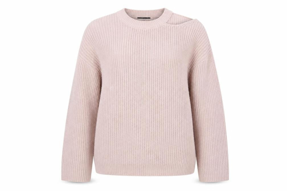 Front view of New Look women’s pink jumper, size UK 12