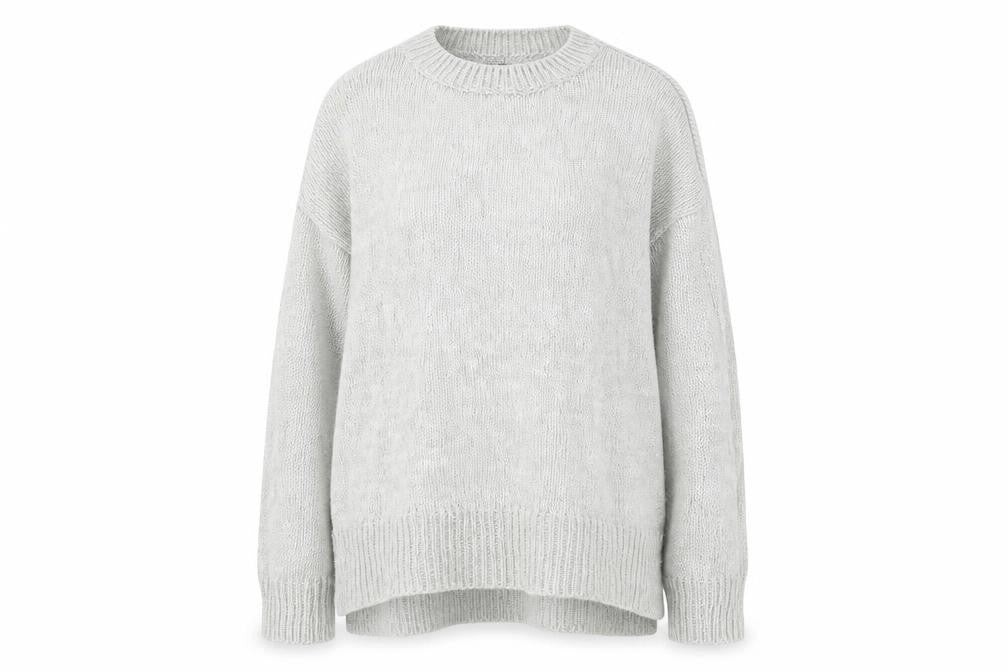 Front view of New Look women’s grey jumper, size M