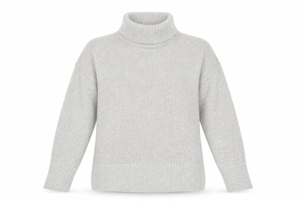 Front view of New Look women’s grey jumper, size M
