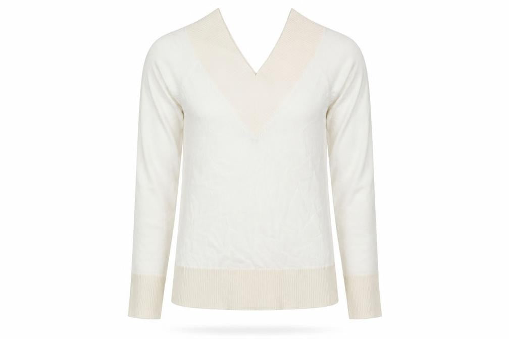 Front view of New Look women’s white v-neck viscose jumper, size UK 8
