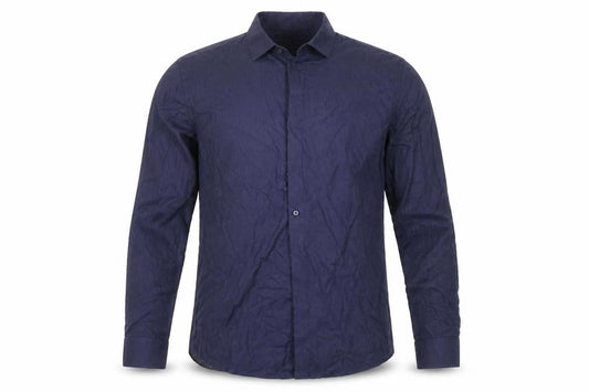 Front view of Taylor & Wright men’s blue cotton button-up, size 15.5 collared