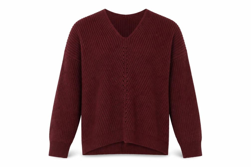 Front view of New Look women’s purple v-neck jumper, size M