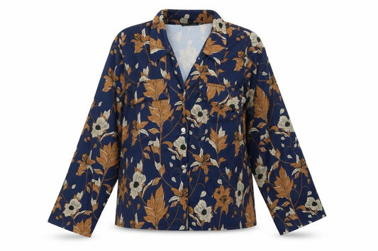 Front view of PRETTYLITTLETHING women’s blue floral polyester basic button-up, size UK 6, collared
