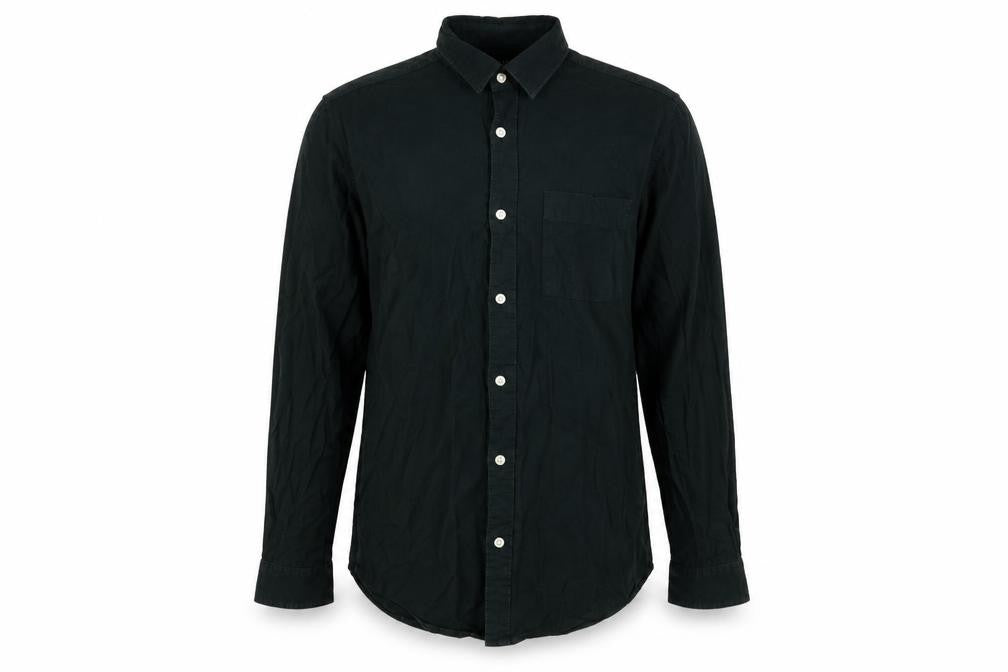 Front view of New Look men’s green cotton button-up, size M, collared button