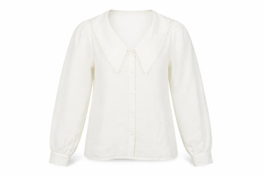 Front view of Pieces women’s white polyester basic button-up, size S, collared