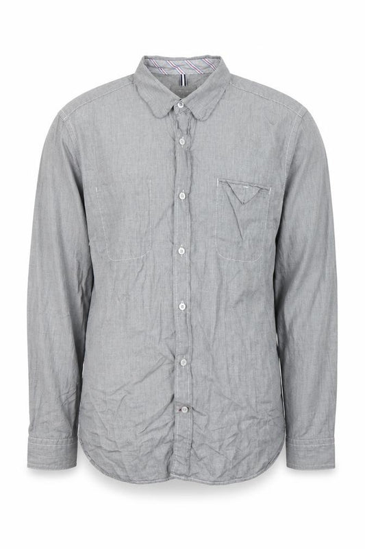 Front view of Peter Werth men’s grey cotton button-up, size M, collared button
