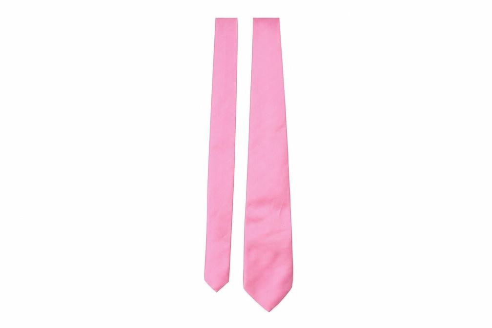 Front view of Greenwoods men’s pink polyester pointed tie one size