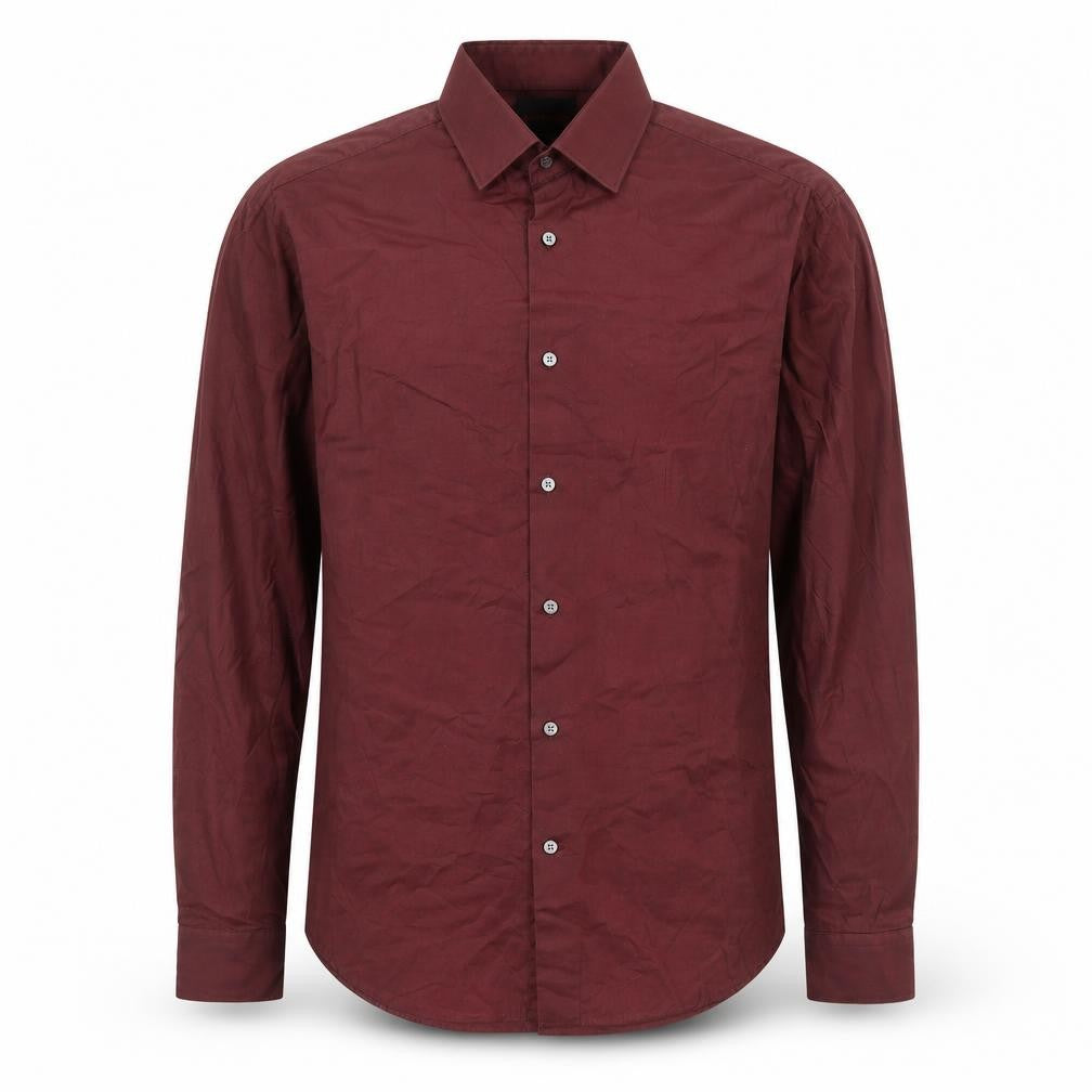 Front view of Ventuno men’s red cotton button-up, size S, collared button