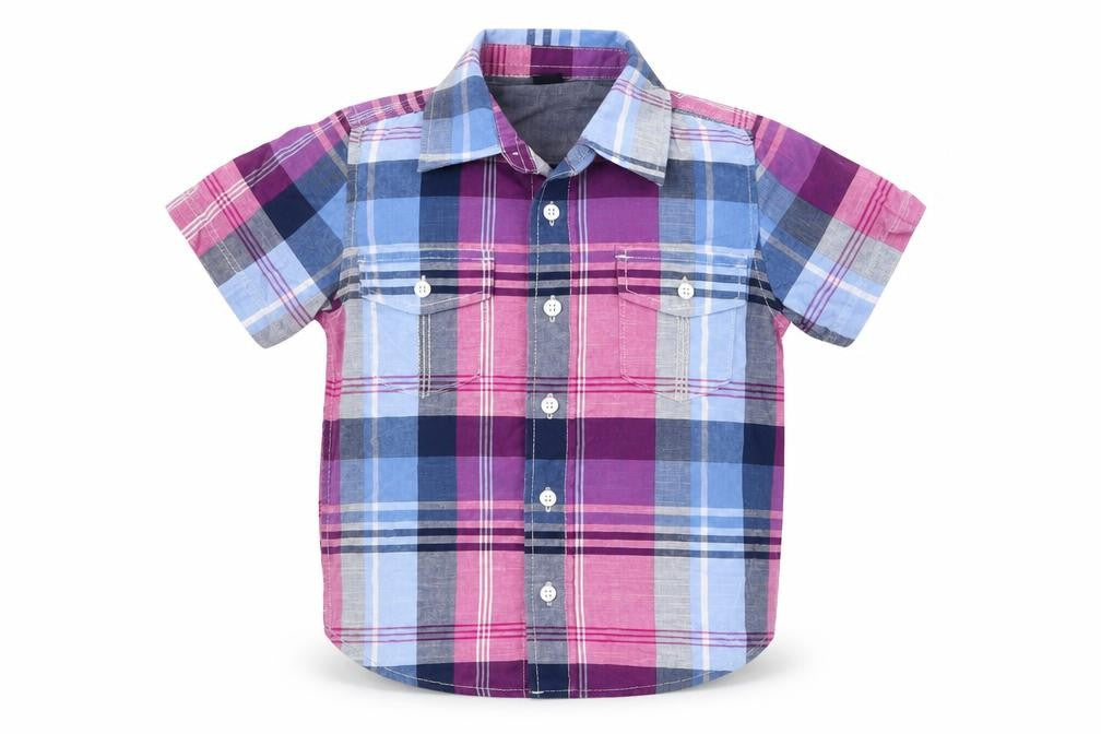 Front view of Gap boys’ multicoloured plaid cotton basic button-up, size 4, years collared button